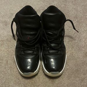 Jordan 11 72/10 size 9. No box and small scuff on left toe box.